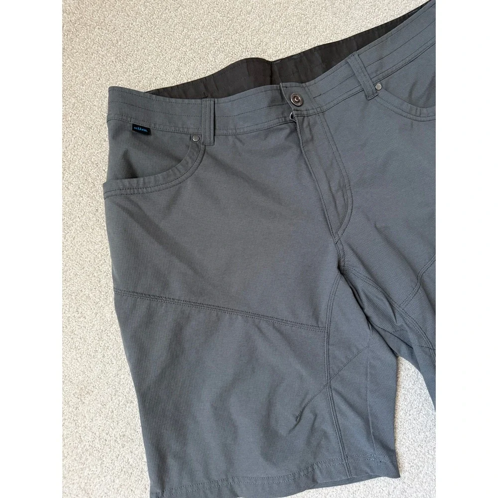 Kuhl Gorpcore Shorts Size 40 Charcoal Gray Zippered Side Pocket